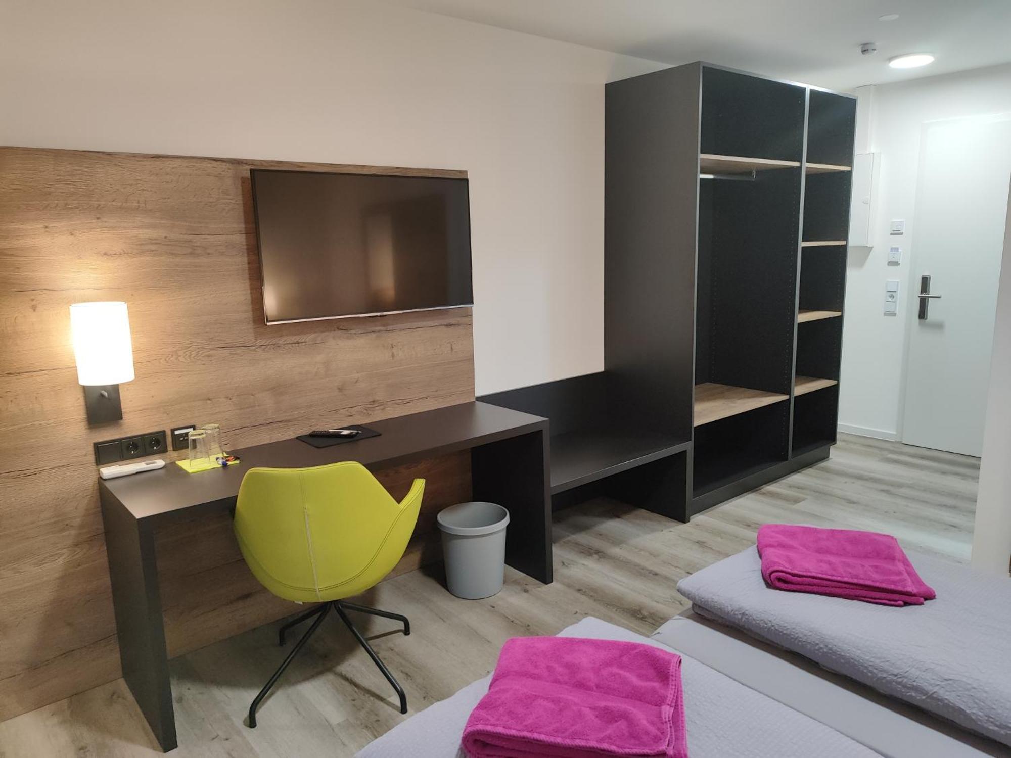 Hotel Gaestehaus Stock Zimmer Sahnehaeuble Фридрихсхафен Экстерьер фото