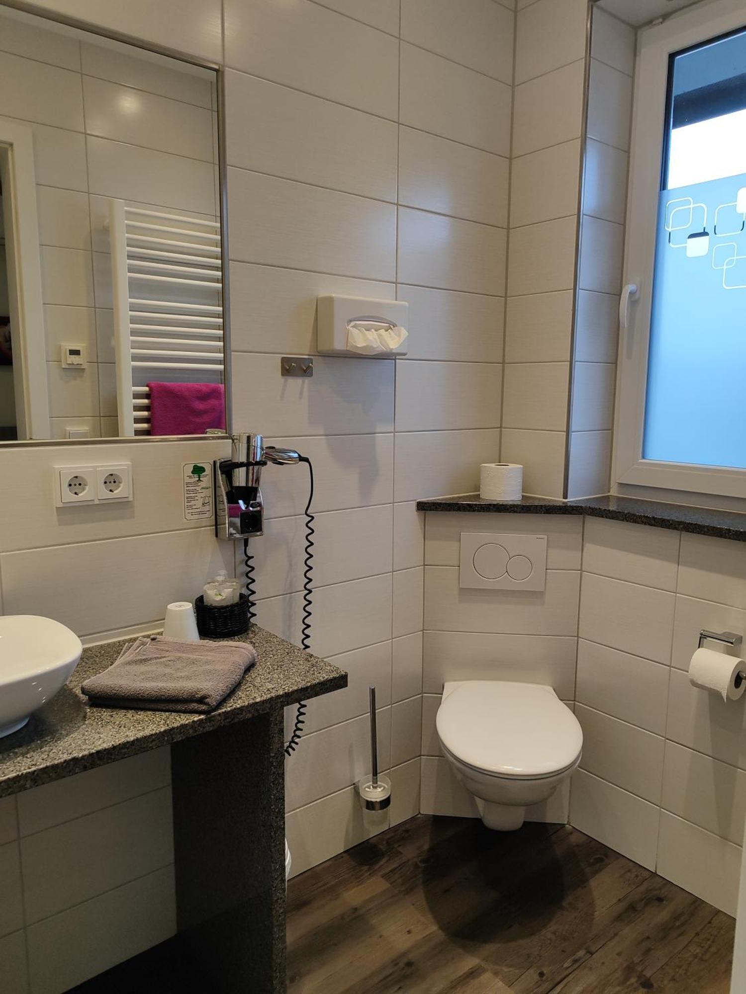 Hotel Gaestehaus Stock Zimmer Sahnehaeuble Фридрихсхафен Экстерьер фото